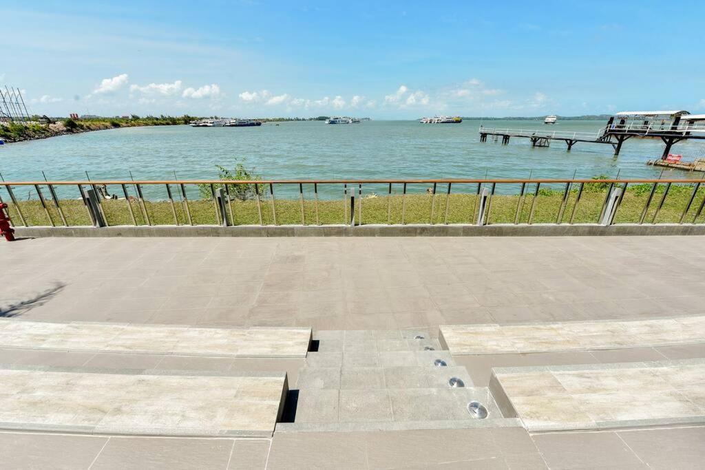 Lovina 8-Ad At One Residence Batam Ngoại thất bức ảnh