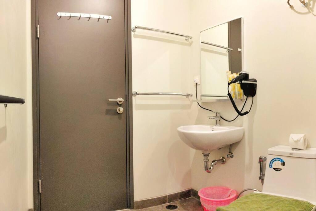 Lovina 8-Ad At One Residence Batam Ngoại thất bức ảnh