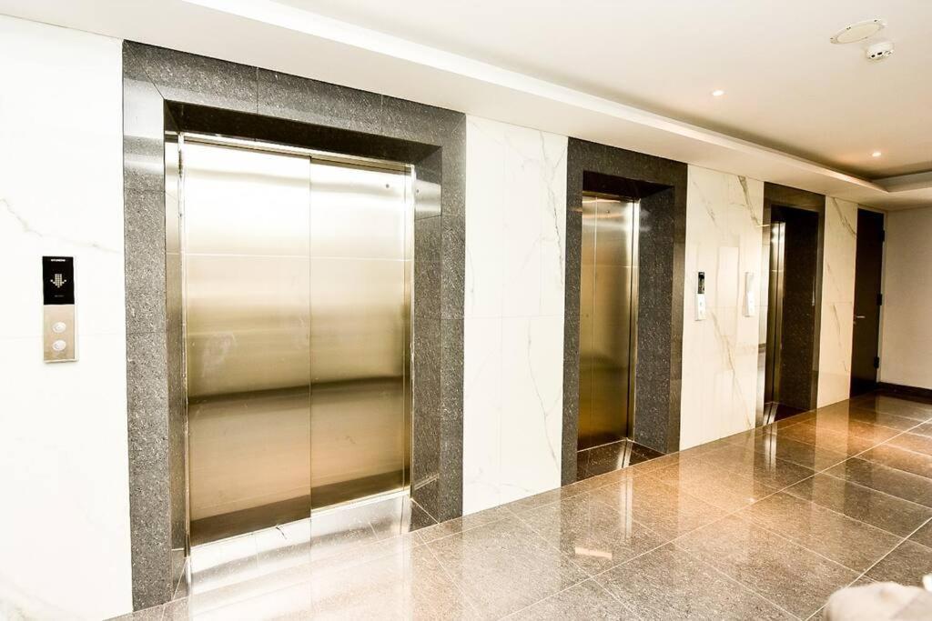 Lovina 8-Ad At One Residence Batam Ngoại thất bức ảnh