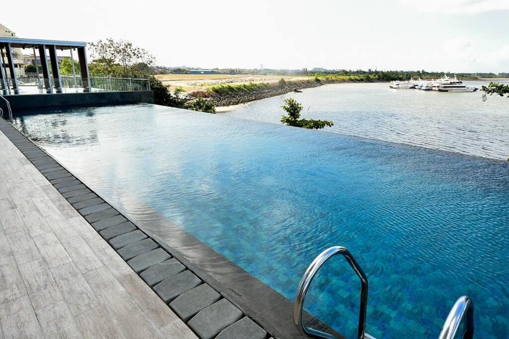 Lovina 8-Ad At One Residence Batam Ngoại thất bức ảnh